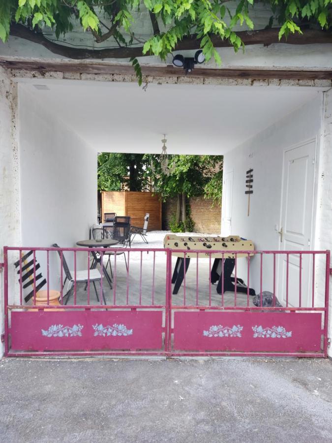 La Demeure Avesnoise Acomodação com café da manhã Wignehies Exterior foto