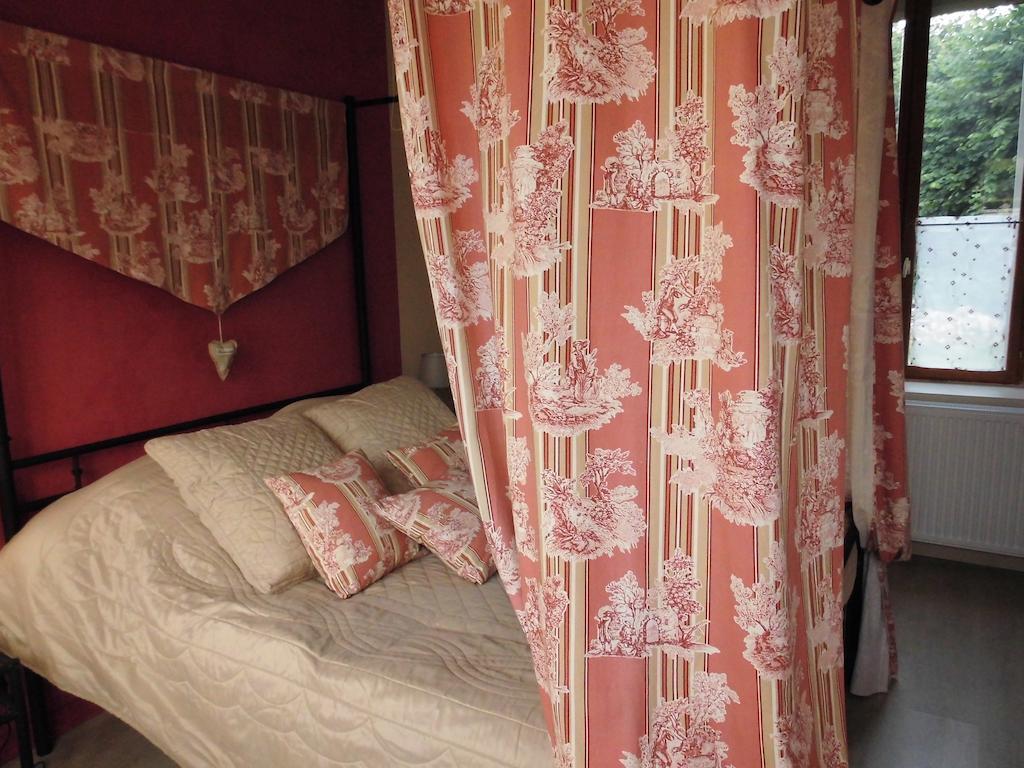 La Demeure Avesnoise Acomodação com café da manhã Wignehies Quarto foto
